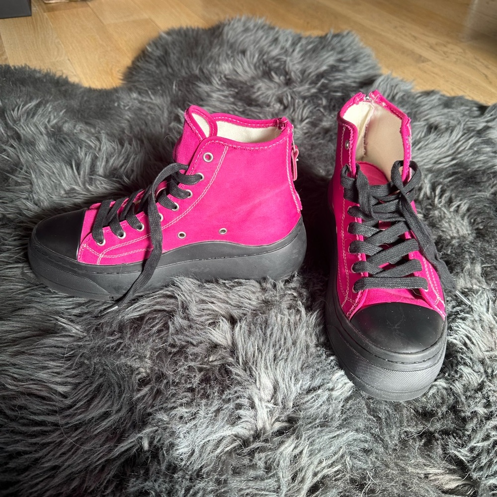 R13 Fuchsia and Black High-Top Sneakers - Picture 2 of 3